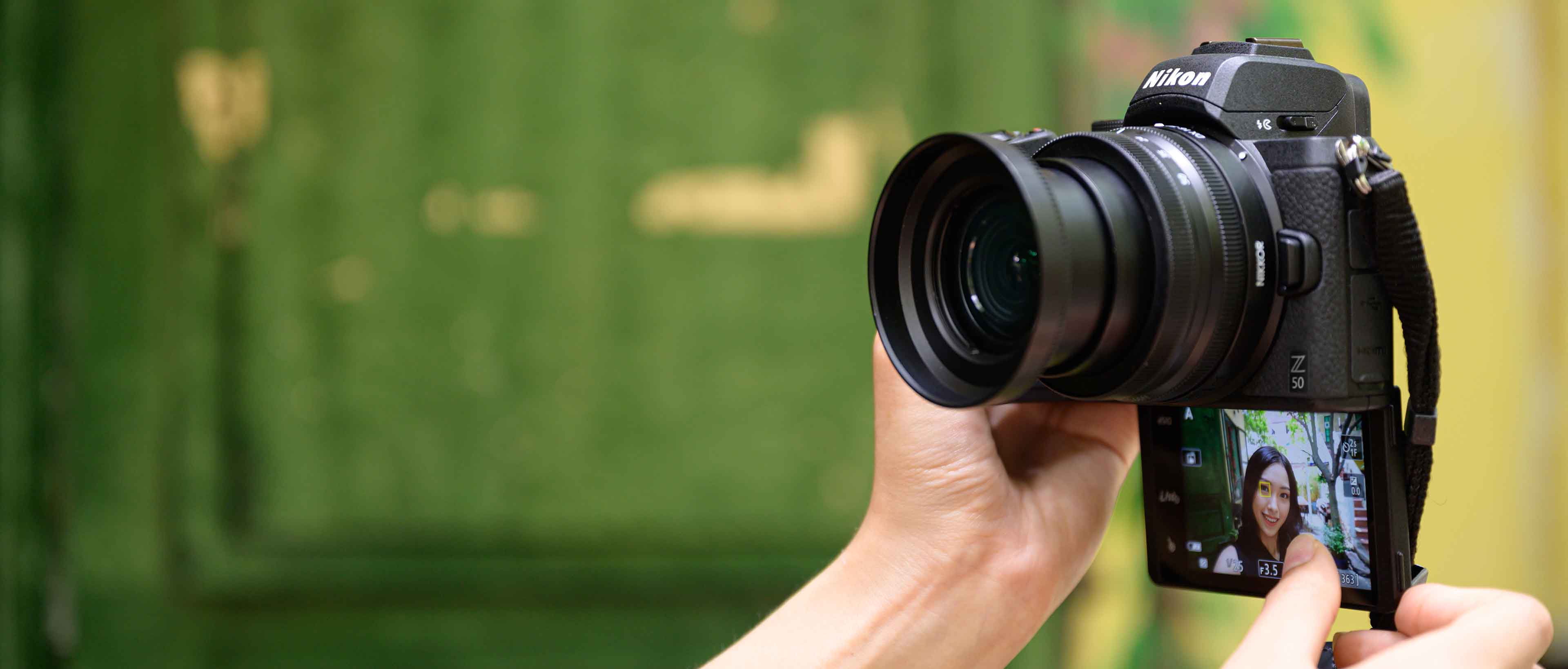 Background: Post Thumbnail: Nikon – Das Auge der Zeit