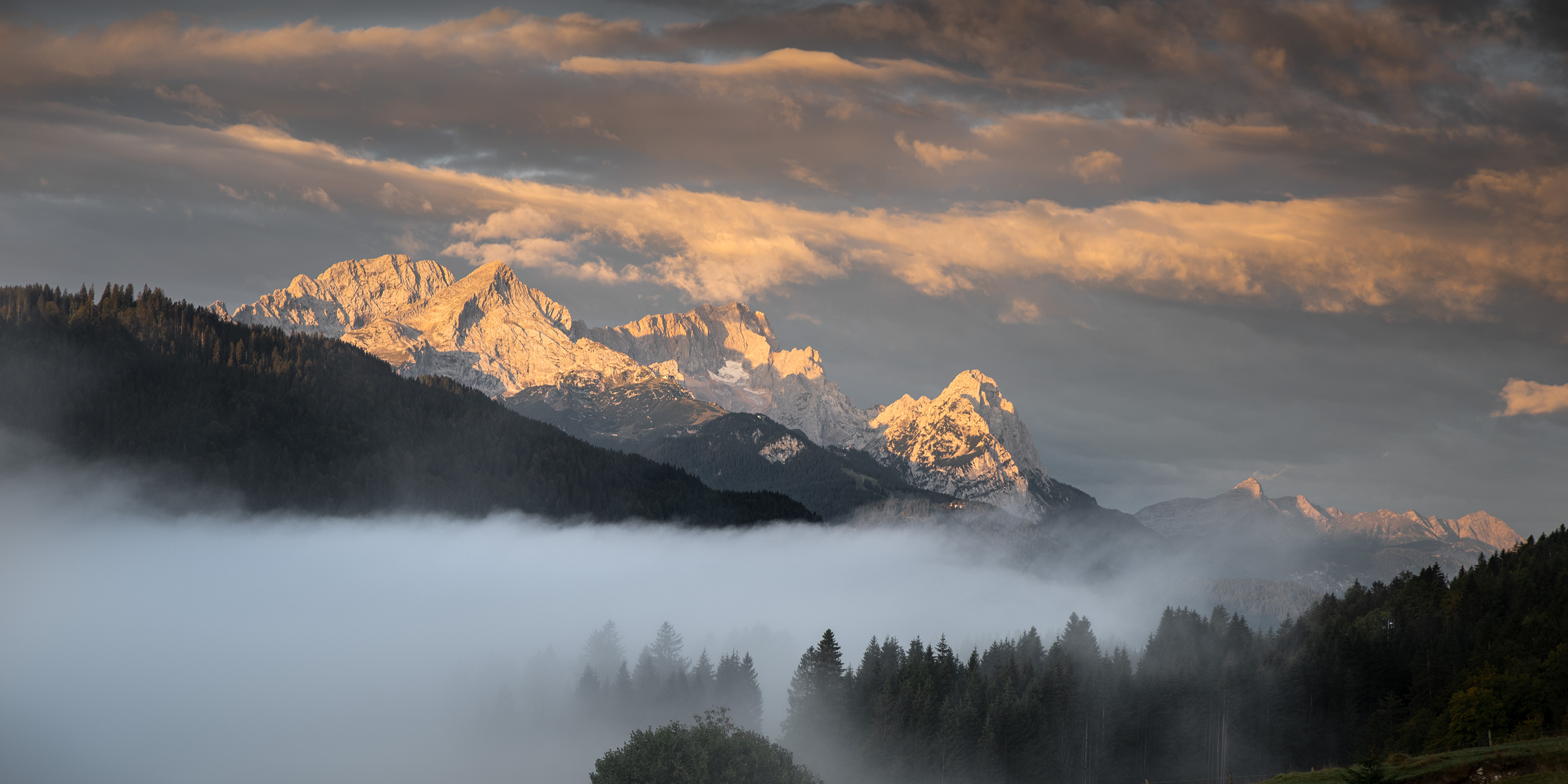 Alpenglühen vorhersagen – Tipps vom Wetterfotografen Bastian Werner