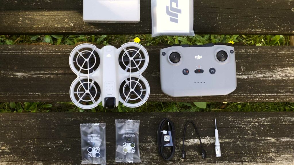 Inhalt des DJI Neo Fly-More-Bundles