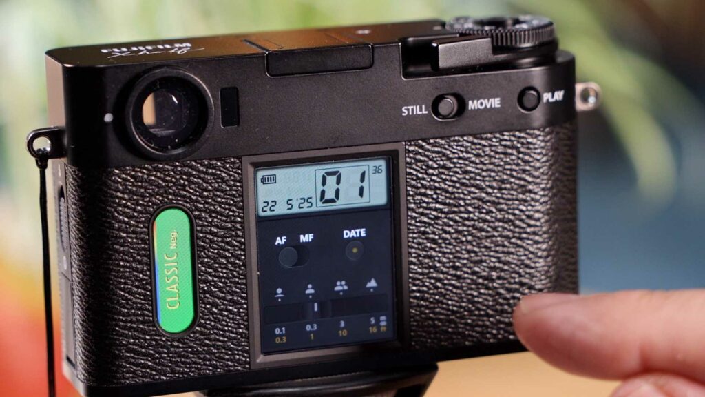 Fujifilm X-Half Filmkamera-Modus Einstellungen am Display