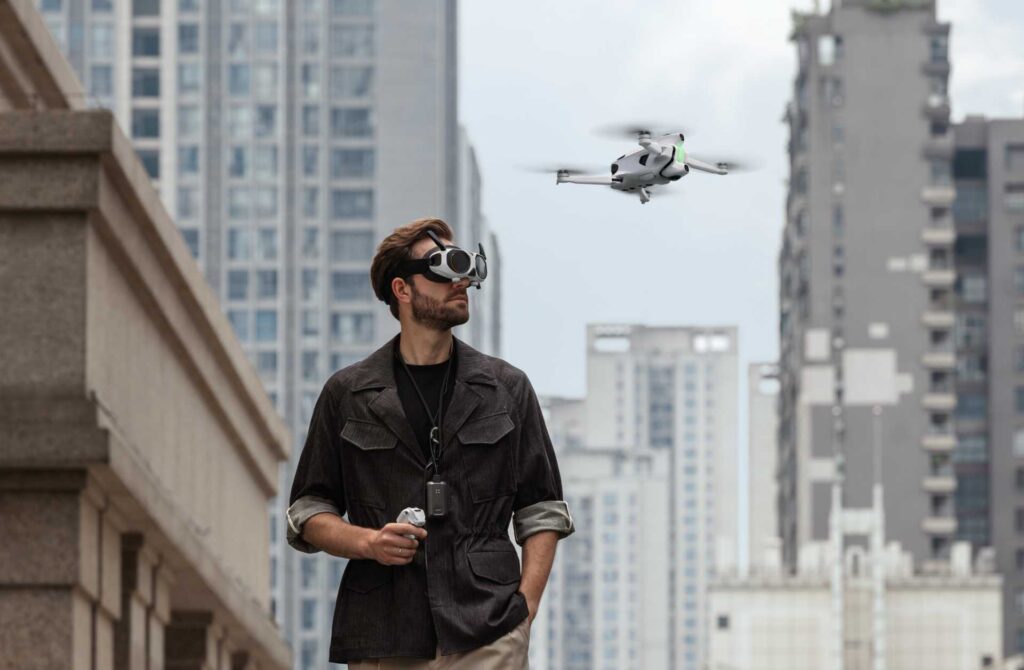 Antigravity A1 im Einsatz in einer urbanen Umgebung