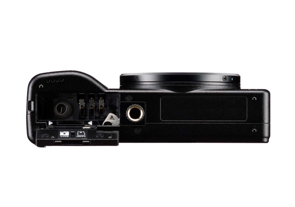 Ricoh GR IV Unterseite